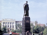 Три советских памятника снесли в Харькове в ночь на субботу