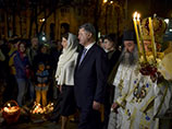 В пасхальную ночь президент Украины побывал на богослужениях в нескольких храмах Киева