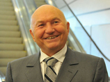Юрий Лужков готов поставлять продукты для сети общепита Михалковых "Едим дома!" Юрий Лужков готов поставлять продукты для сети общепита Михалковых "Едим дома!"