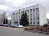 Суд признал соратника Навального виновным в краже плаката Суд признал соратника Навального виновным в краже плаката