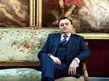 Миллиардер Алексей Семин, который является владельцем сгоревшего торгового центра "Адмирал" в Казани, объявлен в международный розыск