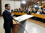 Медведев отказал московским студентам в бесплатном проезде на общественном транспорте Медведев отказал московским студентам в бесплатном проезде на общественном транспорте