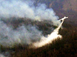 Самолет-амфибия Бе-200 потушил пожар около населенного пункта Жембира Читинского района