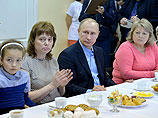 Путин прилетел в пострадавшую от пожаров Хакасию Путин прилетел в пострадавшую от пожаров Хакасию