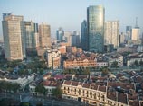 Шанхай - крупнейший город Китая и один из крупнейших по численности населения городов мира. Его население составляет почти 25 миллионов человек и продолжает расти