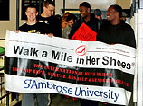 Движение "Пройди милю в ее обуви" было основано в 2001 году и на сегодняшний день насчитывает более сотни партнеров в лице общественных организаций. Акции проходят в десятках городов