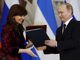 Лидеры России и Аргентины Владимир Путин и Кристина Фернандес де Киршнер провели в Кремле переговоры, по итогам которых подписали совместное заявление