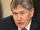 Президента страны Алмазбека Атамбаева 9 мая не будет в Киргизии, так как ранее он принял приглашение России принять участие в юбилейных торжествах по случаю 70-летия Победы в Москве