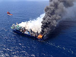 Пожар на "Олеге Найденове" произошел 11 апреля. В это время судно находилось в порту Лас-Пальмас на Канарских островах. После неудачных попыток потушить огонь власти испанского порта отбуксировали траулер в открытое море