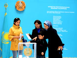 Действующий президент Казахстана Нурсултан Назарбаев одержал победу на состоявшихся 26 апреля внеочередных выборах главы государства