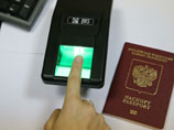 Россиянам с осени 2015 года придется сдавать отпечатки пальцев для получения туристической визы в страны Шенгенского соглашения
