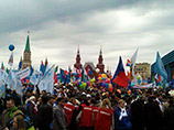 "Можно я ему голову оторву?": полиция Петербурга оградила ЛГБТ-активистов от Милонова на первомайском шествии (ВИДЕО) "Можно я ему голову оторву?": полиция Петербурга оградила ЛГБТ-активистов от Милонова на первомайском шествии (ВИДЕО)