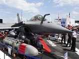 Контракт предусматривает поставку ракет MBDA, а также обучение 36 катарских летчиков и 100 человек из числа обслуживающего персонала Контракт предусматривает поставку ракет MBDA, а также обучение 36 катарских летчиков и 100 человек из числа обслуживающего персонала