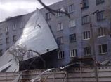 В Амурской области из-за урагана ввели режим ЧС: сорванные крыши и поваленные деревья повсюду