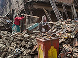 Число жертв разрушительного апрельского землетрясения в Непале превысило 8 тысяч человек