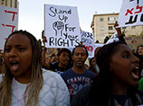 Израильские эфиопы устроили акцию протеста в Хайфе при усиленных мерах безопасности