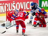 Ведущий форвард сборной России по хоккею сломал палец в матче с финнами Ведущий форвард сборной России по хоккею сломал палец в матче с финнами