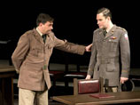 Степан Морозов в спектакле "Нюрнберг" (на фото - справа)