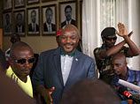 Президент Бурунди впервые показался СМИ после попытки военного переворота