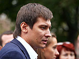 Депутат Дмитрий Гудков, предложивший Госдуме расследовать убийство, считает, что, хотя фраза об установлении виновности судом, которой мотивирован отказ, верна, парламентское расследование - это высшая форма установления истины Депутат Дмитрий Гудков, предложивший Госдуме расследовать убийство, считает, что, хотя фраза об установлении виновности судом, которой мотивирован отказ, верна, парламентское расследование - это высшая форма установления истины