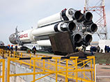 Ракета-носитель "Протон-М" с мексиканским телекоммуникационным спутником MexSat-1 стартовала с космодрома Байконур в 8:47 в субботу, 16 мая. Нештатная ситуация возникла в 08:56, за минуту до расчетного времени отделения разгонного блока Ракета-носитель "Протон-М" с мексиканским телекоммуникационным спутником MexSat-1 стартовала с космодрома Байконур в 8:47 в субботу, 16 мая. Нештатная ситуация возникла в 08:56, за минуту до расчетного времени отделения разгонного блока