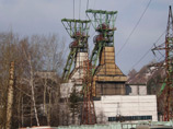 На шахте "Осинниковская" в Кузбассе произошло обрушение породы: один шахтер заблокирован за завалом На шахте "Осинниковская" в Кузбассе произошло обрушение породы: один шахтер заблокирован за завалом
