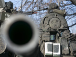 Машина с российскими военными из совместного Центра по контролю и координации попала под обстрел на Донбассе Машина с российскими военными из совместного Центра по контролю и координации попала под обстрел на Донбассе