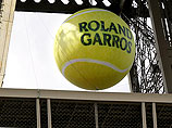 Южный со скандалом покинул Roland Garros, избив себя ракеткой по голове
