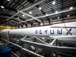 Частная американская компания SpaceX получила разрешение Военно-воздушных сил США на отправку в космос разведывательных и военных спутников