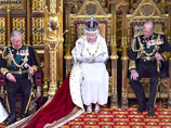 В тронной речи на открытии сессии британского парламента королева Елизавета II заявила, что Великобритания продолжит оказывать давление на Россию, чтобы обеспечить территориальную и суверенную целостность Украины