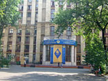 Ректор РГГУ ушел прямо с собрания преподавателей из-за вопросов об "Антимайдане", плагиате и трудовых договорах Ректор РГГУ ушел прямо с собрания преподавателей из-за вопросов об "Антимайдане", плагиате и трудовых договорах