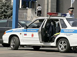 В Санкт-Петербурге медики скорой помощи, вооруженные битой, ножом, шокером и пистолетом, подрались с полицейскими