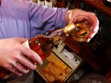 Во Франции бармен, наливший клиенту 56-ю, "смертельную" стопку, получил четыре месяца условно