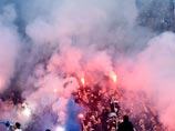 В России насчитали больше 100 инцидентов, связанных с расизмом футбольных фанатов В России насчитали больше 100 инцидентов, связанных с расизмом футбольных фанатов