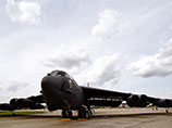 Три бомбардировщика В-52 ВВС США прибыли на базу Farword в Великобритании для участия в учениях НАТО, которые пройдут, в том числе, и у западных границ России в небе над Балтийским морем