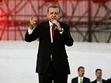 Во время кампании оппозиция обвиняла Эрдогана в коррупции и излишней любви к роскоши
