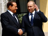 Путин может встретиться с Берлускони во время визита в Италию, сообщили в Кремле