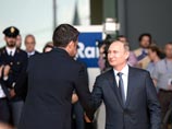 Путин и Ренци обсудили на "Экспо-2015" антироссийские санкции после знакомства с сырами "Голландский" и "Маасдам" из Татарстана Путин и Ренци обсудили на "Экспо-2015" антироссийские санкции после знакомства с сырами "Голландский" и "Маасдам" из Татарстана