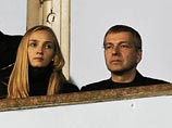 Ранее сообщалось, что Елене Рыболовлевой (Чупраковой) в ходе бракоразводного процесса удалось добиться более 4 млрд франков (около 4,5 млрд долларов). Однако олигарх подал апелляцию Ранее сообщалось, что Елене Рыболовлевой (Чупраковой) в ходе бракоразводного процесса удалось добиться более 4 млрд франков (около 4,5 млрд долларов). Однако олигарх подал апелляцию