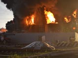 На сгоревшей нефтебазе под Киевом началась проливка территории