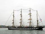 Российское учебное парусное судно "Крузенштерн" протаранило два корабля береговой охраны Исландии Российское учебное парусное судно "Крузенштерн" протаранило два корабля береговой охраны Исландии