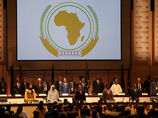 Аль-Башир покинул ЮАР после первого рабочего дня саммита Африканского союза в Йоханнесбурге