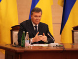Порошенко назвал взяткой многомиллиардный кредит РФ, выданный Украине при Януковиче. В Кремле потребовали разъяснений Порошенко назвал взяткой многомиллиардный кредит РФ, выданный Украине при Януковиче. В Кремле потребовали разъяснений