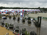 Владимир Путин во время открытия международного военно-технического форума "Армия-2015" отметил, что в этом году ядерные силы России пополнят более 40 новых межконтинентальных баллистических ракет
