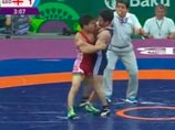 Белорусский и грузинский борцы подрались во время схватки на Играх в Баку Белорусский и грузинский борцы подрались во время схватки на Играх в Баку