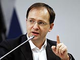 Министерство культуры РФ планирует выполнить поручение о введении НДС на билеты на иностранное кино в течение месяца, сообщил в четверг министр культуры РФ Владимир Мединский Министерство культуры РФ планирует выполнить поручение о введении НДС на билеты на иностранное кино в течение месяца, сообщил в четверг министр культуры РФ Владимир Мединский