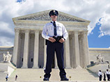 В пятницу Верховный суд США постановил, что право на однополые браки не противоречит Конституции страны