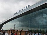 В Домодедово  самолет "Трансаэро" повредил переднюю стойку шасси, пострадавших нет