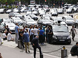 Правоохранительные органы Франции взяли под стражу двух руководителей местного подразделения американского сервиса бронирования услуг частных водителей UberPop