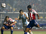 Сборная Аргентины уверенно обыграла команду Парагвая в полуфинальном матче розыгрыша Кубка Америки по футболу